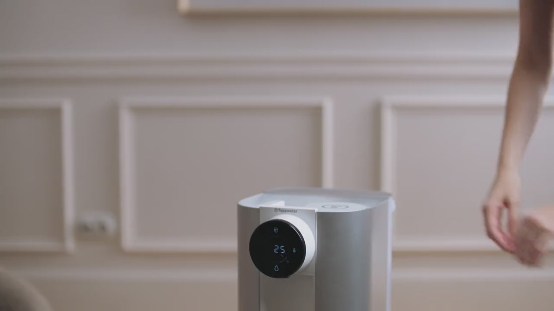 The 1.2L pure water jug lifts out of the RO Benchtop and fits in a fridge door for cold purified water